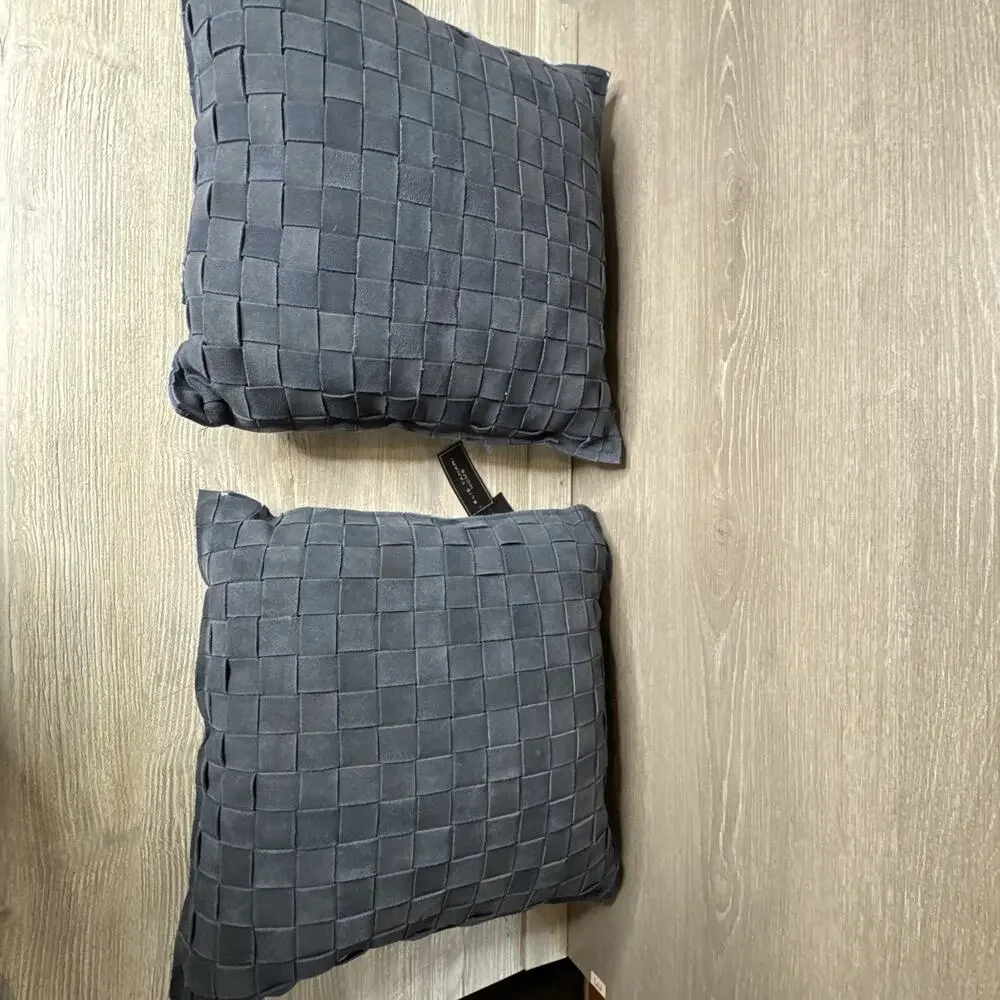 2 ELIE TAHARI Dark Blue BASKETWEAVE 18